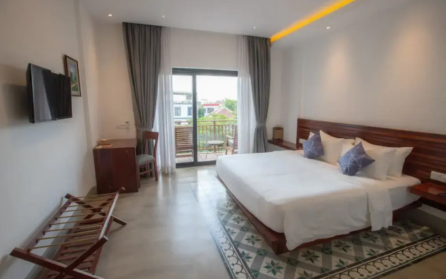 Yani Hotel