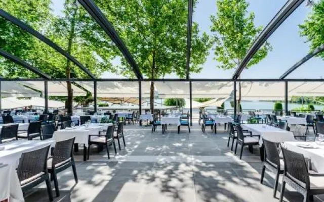 Romantique Veles Hotel