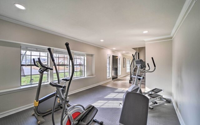 Immaculate 'woodland View' Retreat w/ Hot Tub