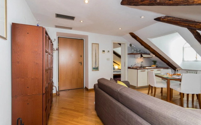 La Mansarda Di Piazza Solferino By Wonderful Italy