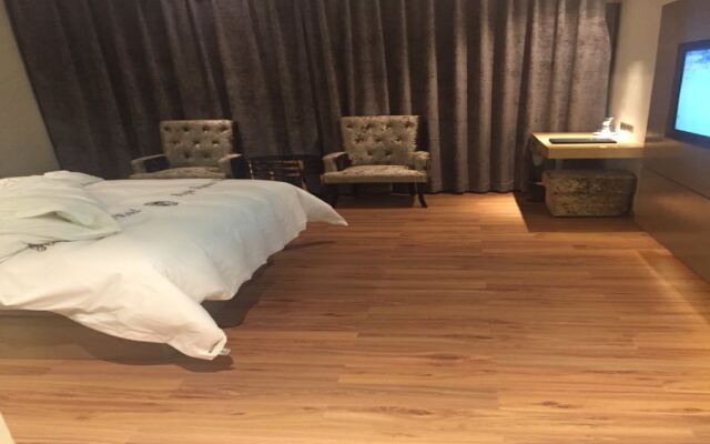 Pengke Hotel (Shenzhen North Railway Station)