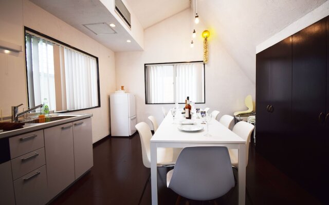 Hachiyama house