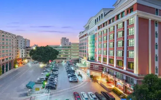 Golden Star Hotel