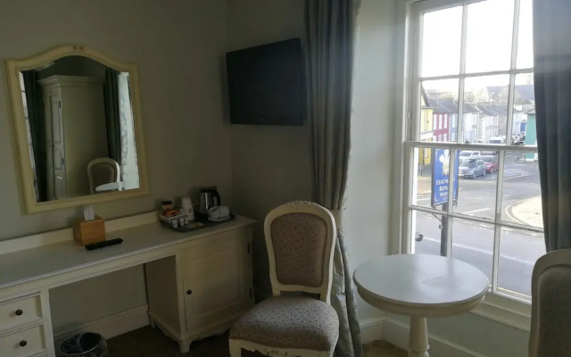 Feathers Hotel, Bar and Restaurant