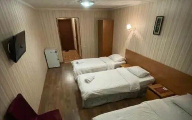 Zhassybi Hotel
