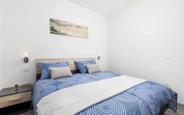 Apartment Isola