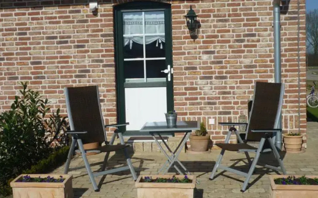 Heide-Landhaus Vester mit gemütlicher Südterrasse
