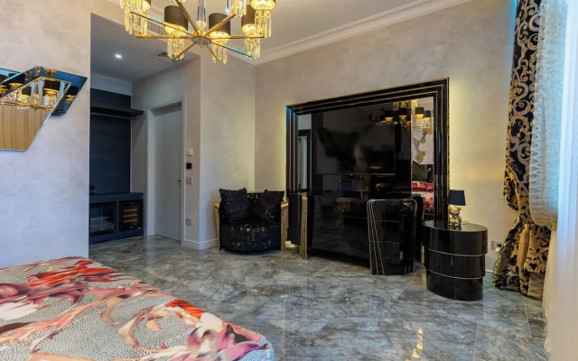 Luxury Suites