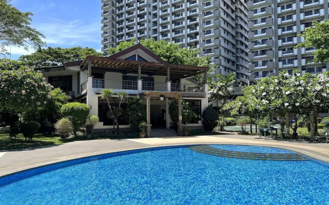 Rosewood Pointe Luxury Residences