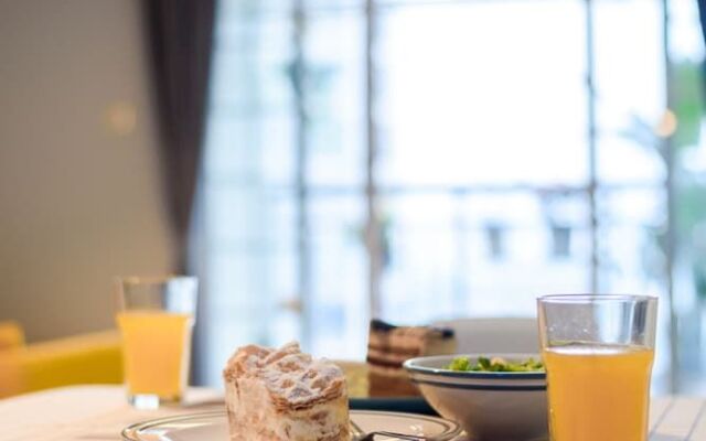 Locals Boutique Apartment Lujiang No.4