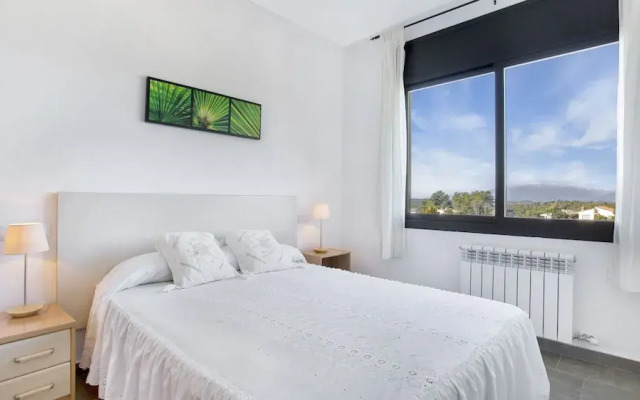 Camelia in Llafranc With 4 Bedrooms and 3 Bathrooms