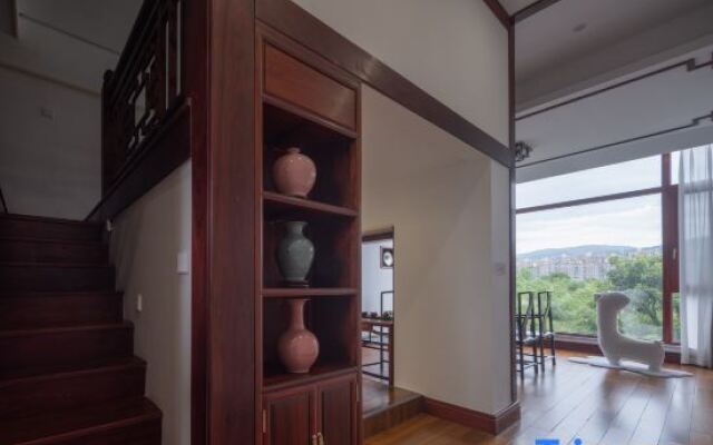 Xishuangbanna Tropic of Cancer Lake View Hot Spring Hotel