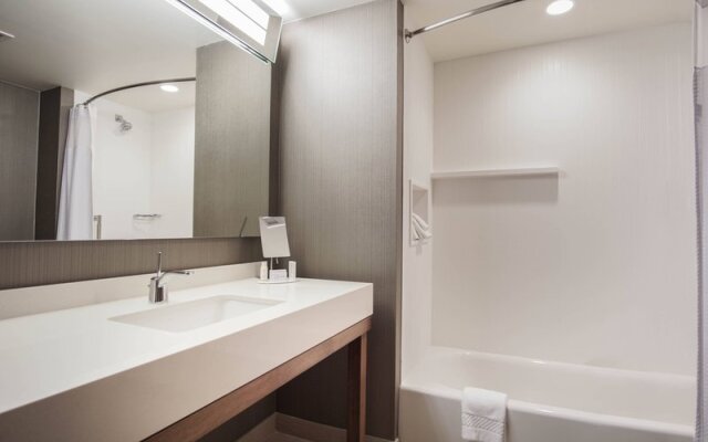 Courtyard Lenox Berkshires