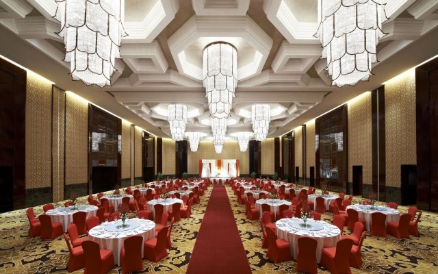Sheraton Shanghai Waigaoqiao Hotel