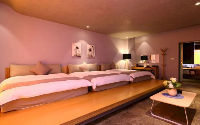 ii 1979 Bed&Breakfast
