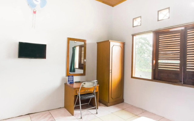 SPOT ON 2584 Hotel Karya Nunggal Asri