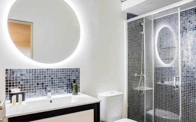 Virtudes Premium Apartment by DA'HOME