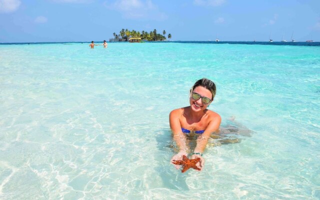 Private wood Cabins on San Blas island - private bathroom