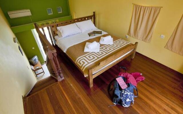 Meraki Apartments & Studios