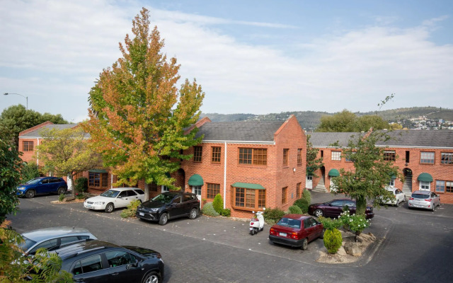 Bay Hotel Apartments
