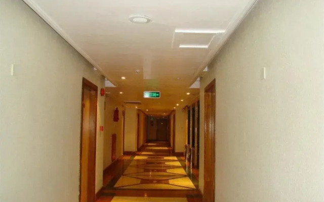 Al Qadesseya Hotel