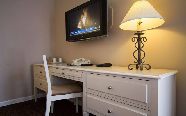 Glenwood Inn & Suites