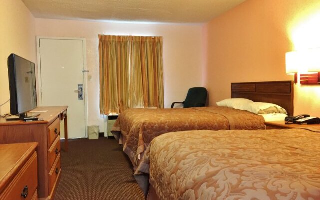 Rodeway Inn & Suites