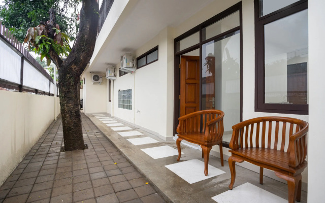 Super OYO 3209 Hegarbudhi Residence
