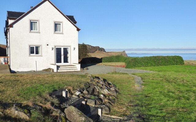 10a Aurora Bay Flodigarry, Portree