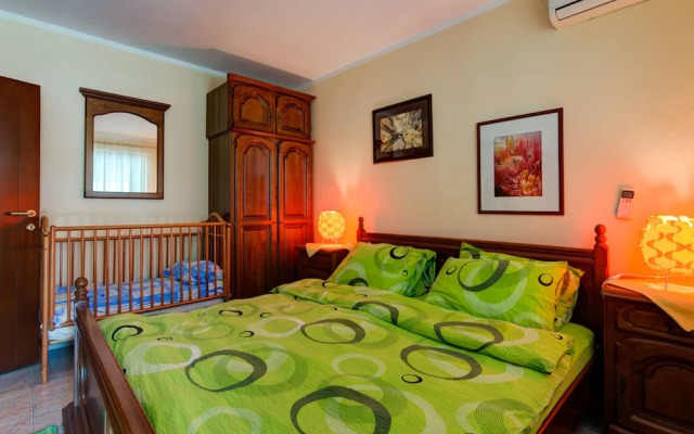 Varja Apartments