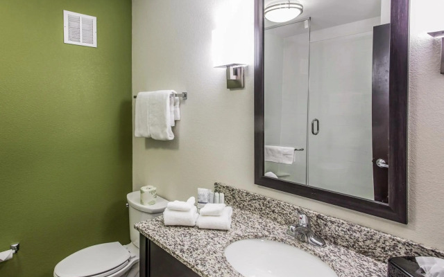 Sleep Inn & Suites