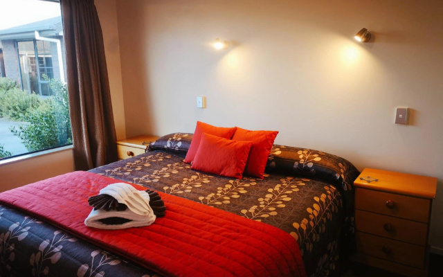Aston Court Motel Blenheim – Guest Rooms – Blenheim