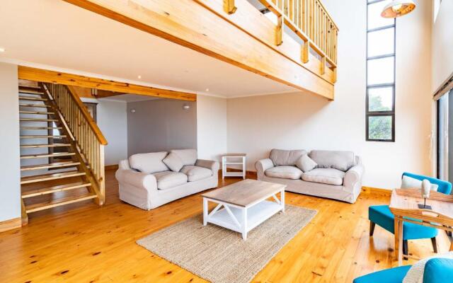 Boardwalk Lodge - self-catering