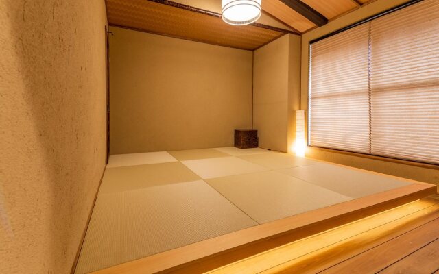 Kyoto Karin 京都 可凛