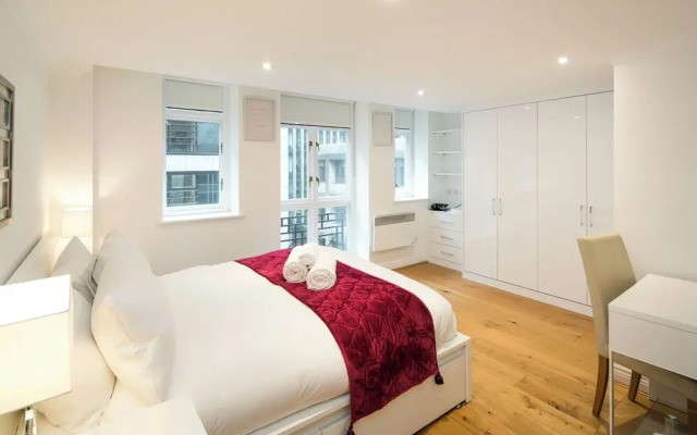 1BD Modern City Oasis: Near London Attractions