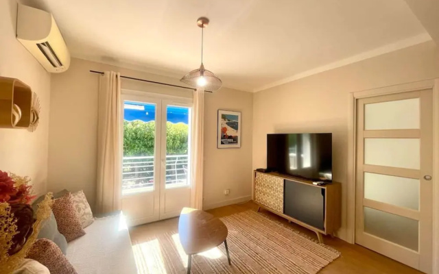 Cozy Apartment for 2 in Antibes