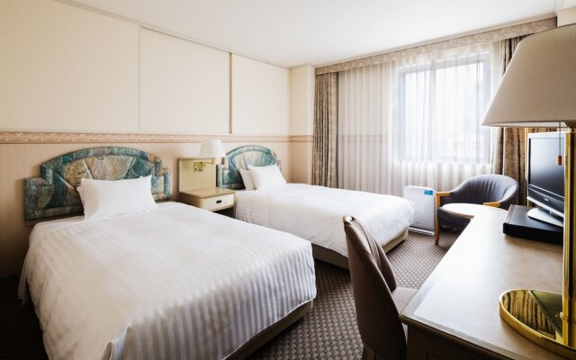 Jr-East Hotel Mets Kumegawa
