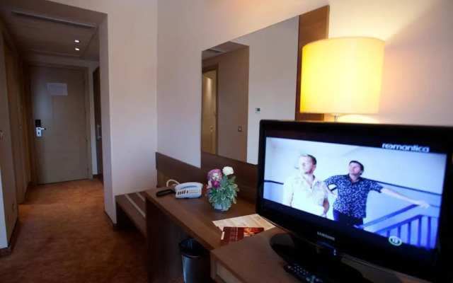 Top Rooms Aparthotel
