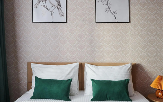 Апартаменты на Саянской