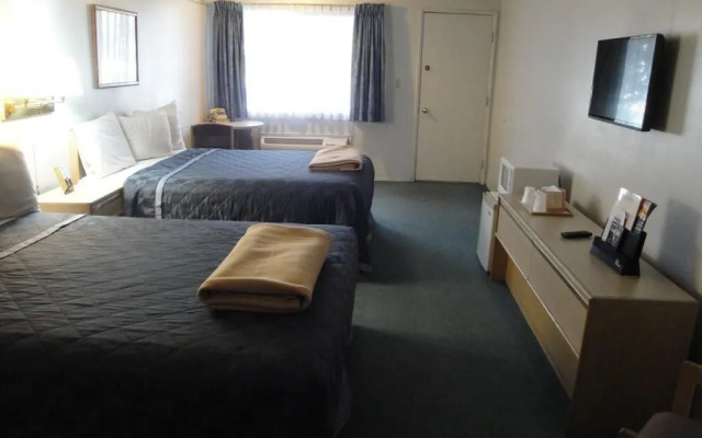 The Hotel Y
