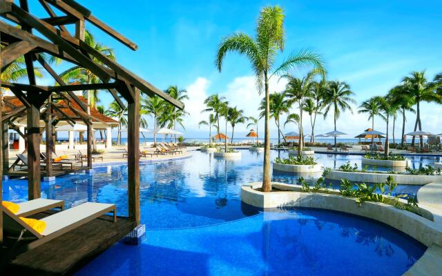 Hyatt Ziva Rose Hall - All Inclusive