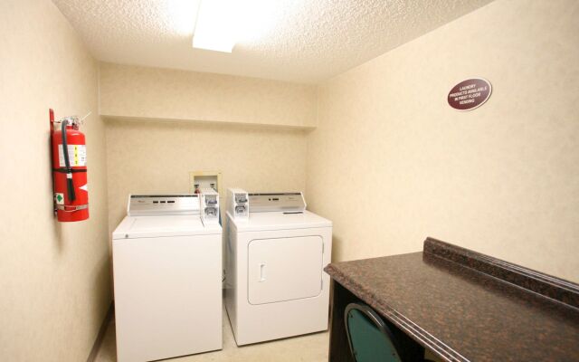 Red Roof Inn PLUS+ Palm Coast