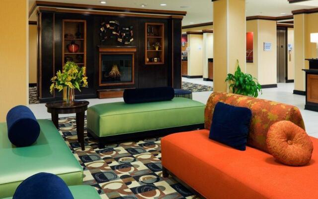 Holiday Inn Express & Suites Fort Lauderdale Airport South, an IHG Hotel