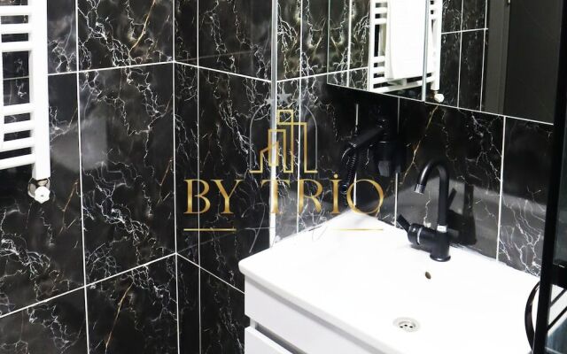 By Trio Hotel