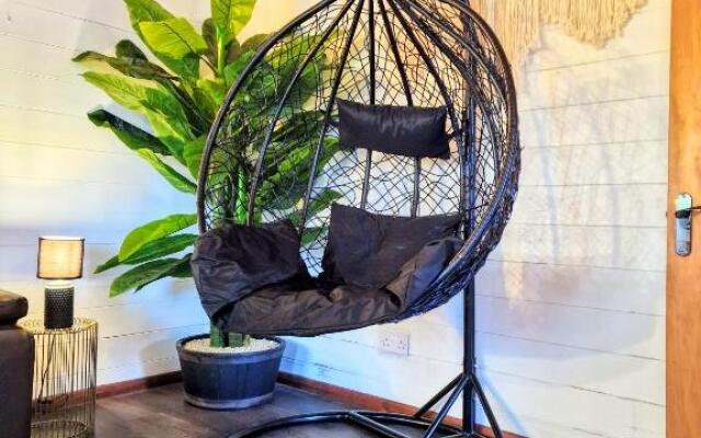 Magpie 4 Hot Tub Huntersmoon-Warminster-Bath-Salisbury