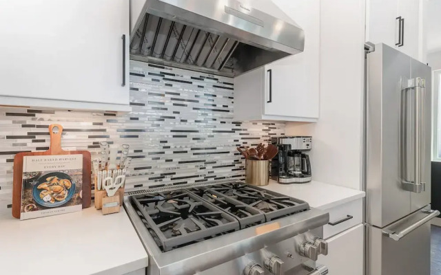 Nimbus-rooftop Deck-hot Tub-mins to Broadway