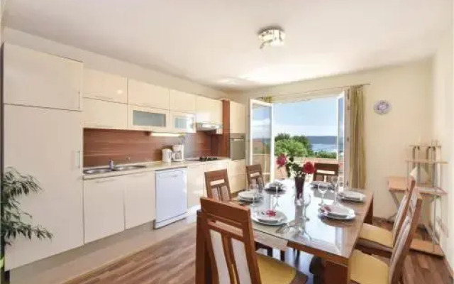 Four Bedroom Holiday Home In Kastel Sucurac