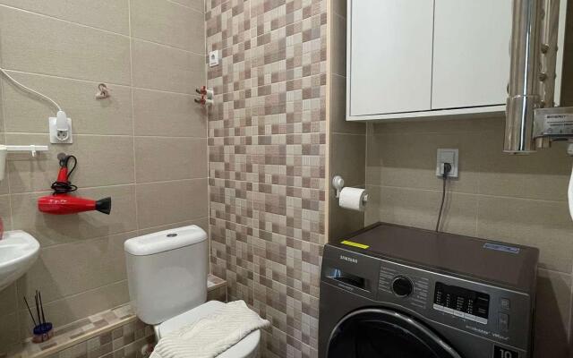Apartments on Gidrotechnikov street 3k4