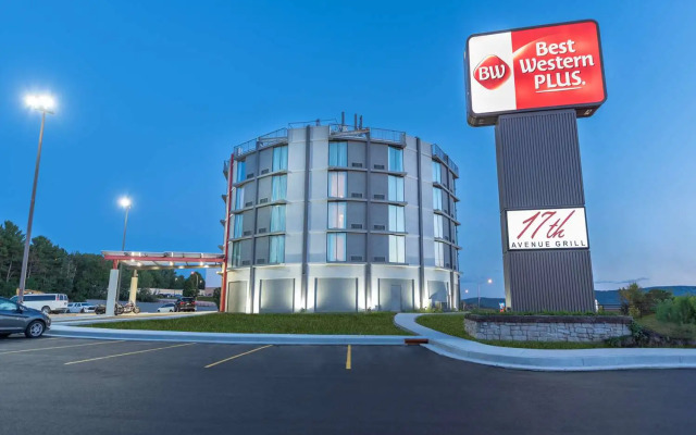 Plaza Hotel and Suites