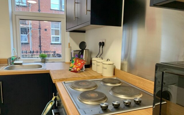 Flat 2, 3 Saville Place